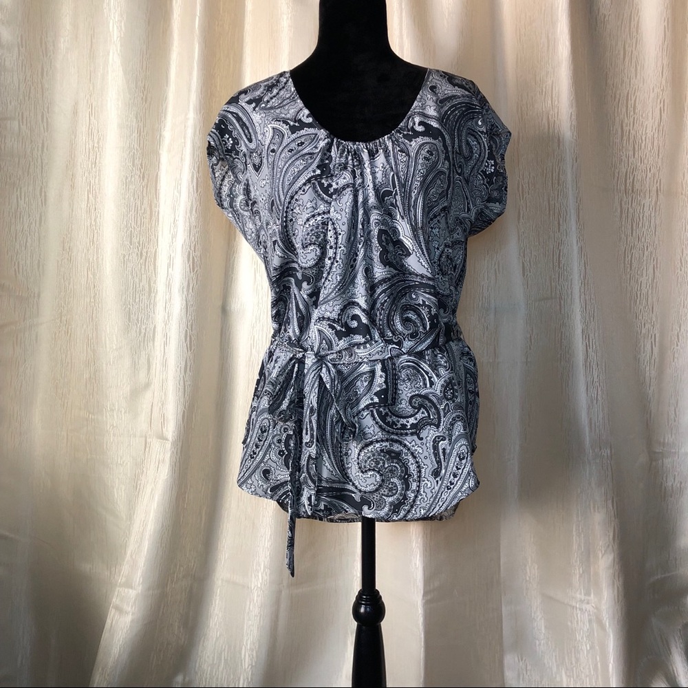 Black & Grey tie waist blouse